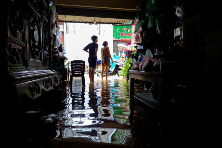 Vietnam's Typhoon Yagi death toll passes 250, scores still missing