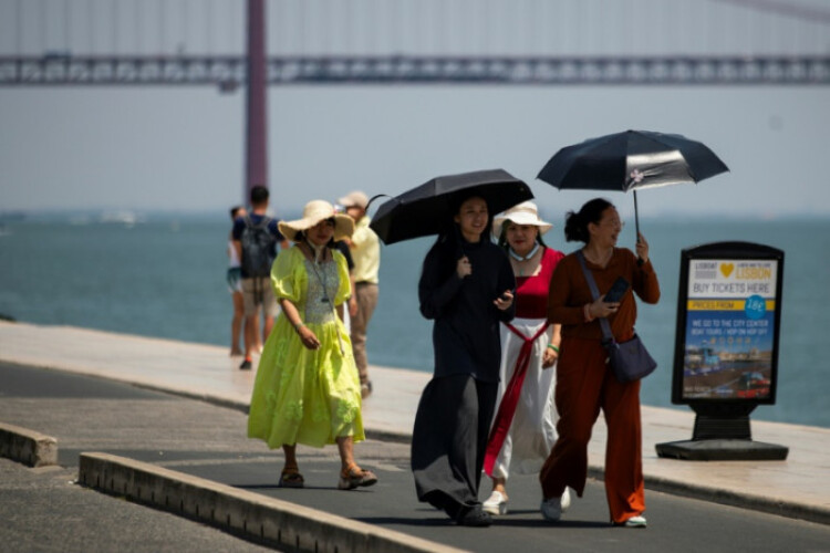 Southern Europe roasts as temperatures soar
