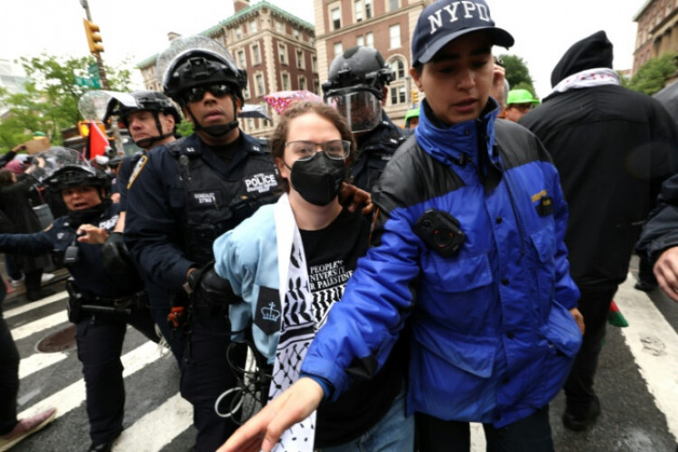 Columbia University to pay $200 million in clash with Trump