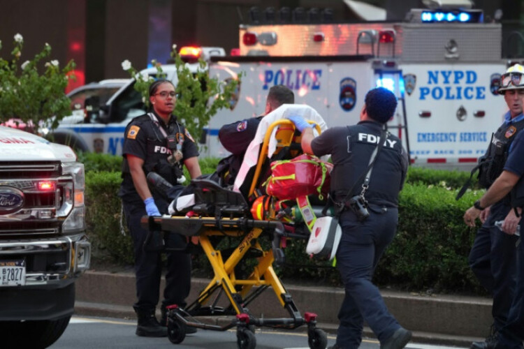 Five dead after New York Midtown shooting: US media