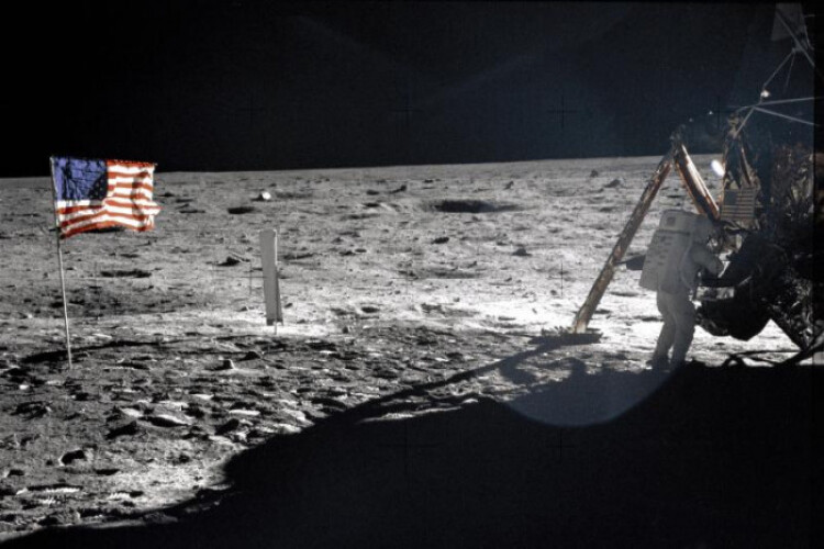 A nuclear reactor on the moon? come again?