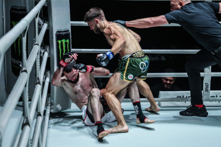 ONE Championship: Ellis Barboza apologises after late shots in comeback win at Fight Night 34