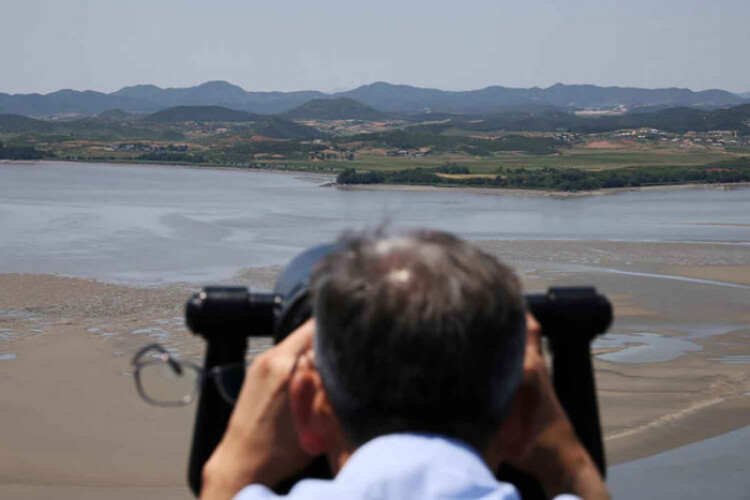 North Korea Army says to completely cut road and rail links to South Korea