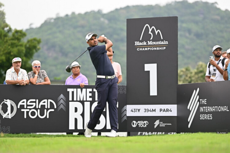 Catlin closes in, but Bhullar soars at Black Mountain