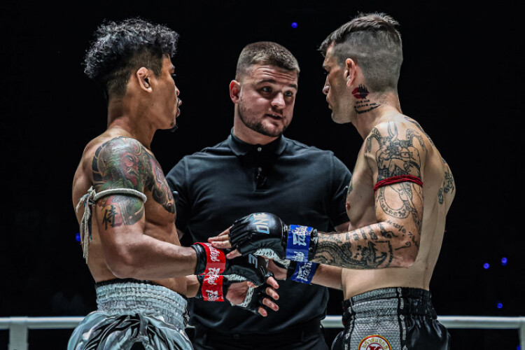 ONE Championship’s Superlek, Rungnarai apologise to Mikel Fernandez after soccer kick DQ at Friday Fights 83