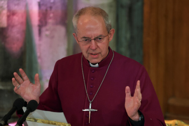 Church of England head resigns over abuse cover-up